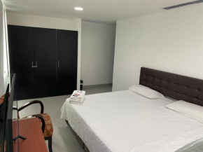 Quo Luxury Room 1 minute to Airport